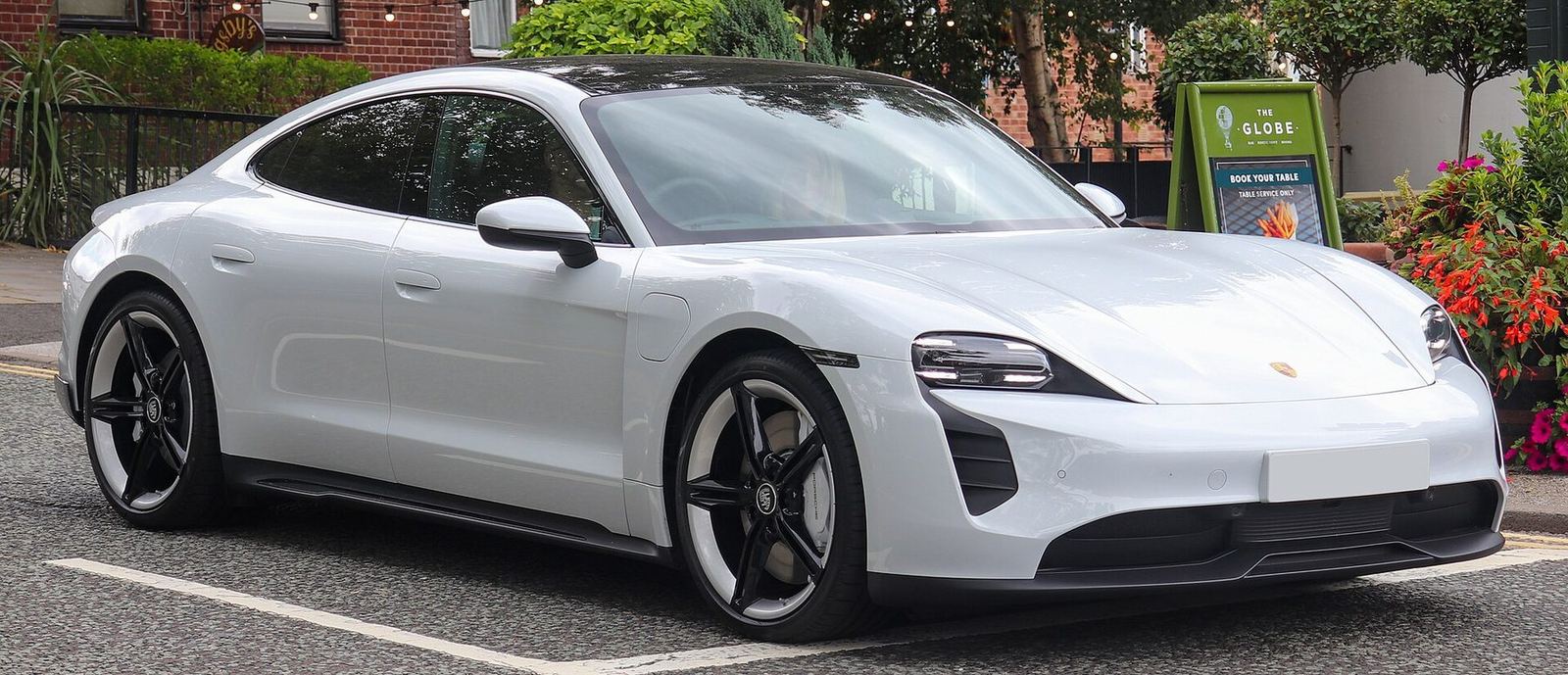 Porsche Taycan 4S